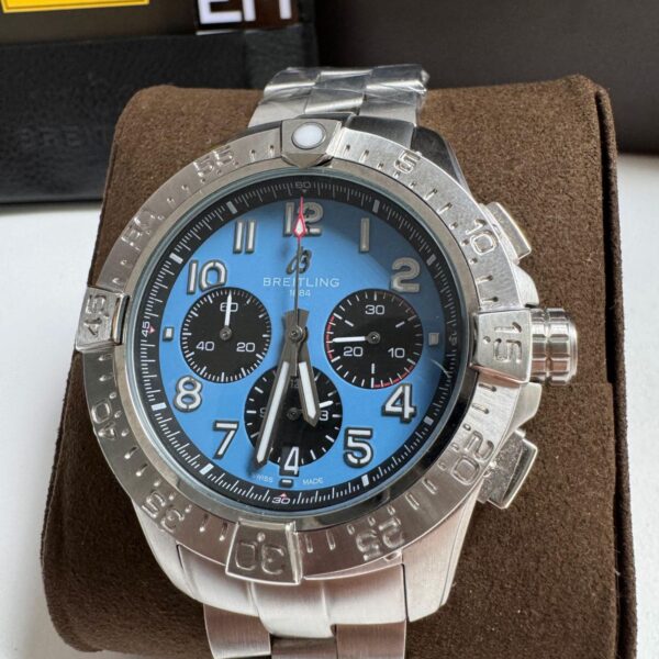 Breitling Avenger