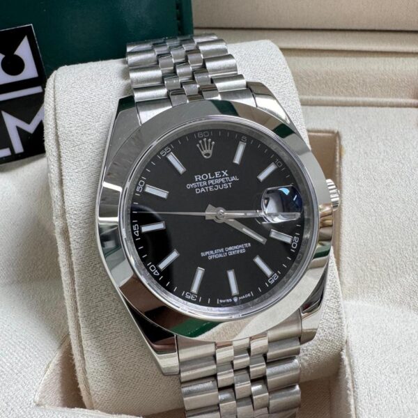 Rolex Datejust - Preto - Bezel liso - Oyster