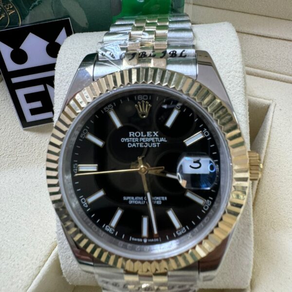 Rolex Datejust - Dourado / Prata - Bezel canelado / Jubilee