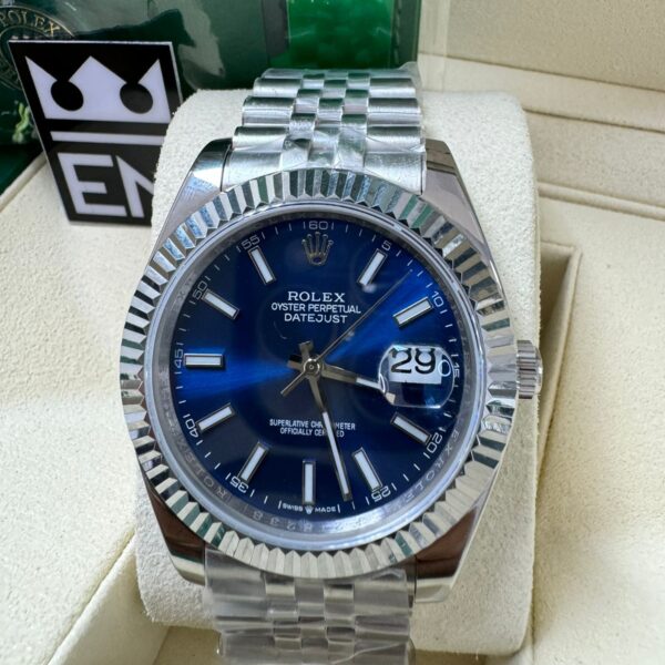 Rolex Datejust - Azul - Bezel Canelado - Jubilee