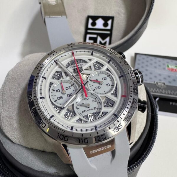 Tag Heuer Carrera